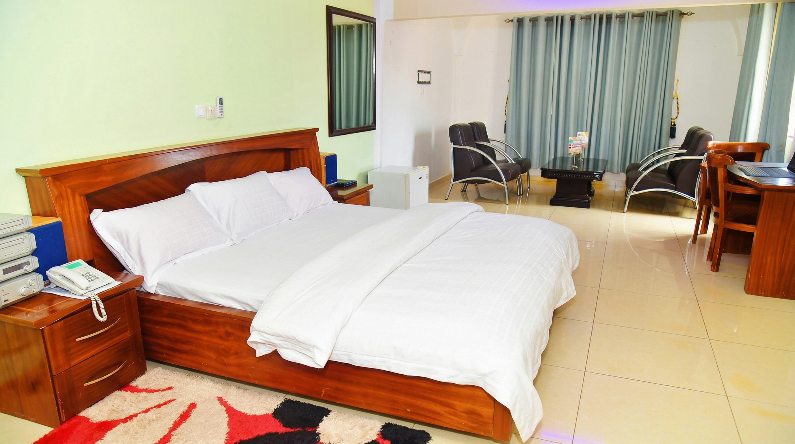 La Suite Signature - Base 228